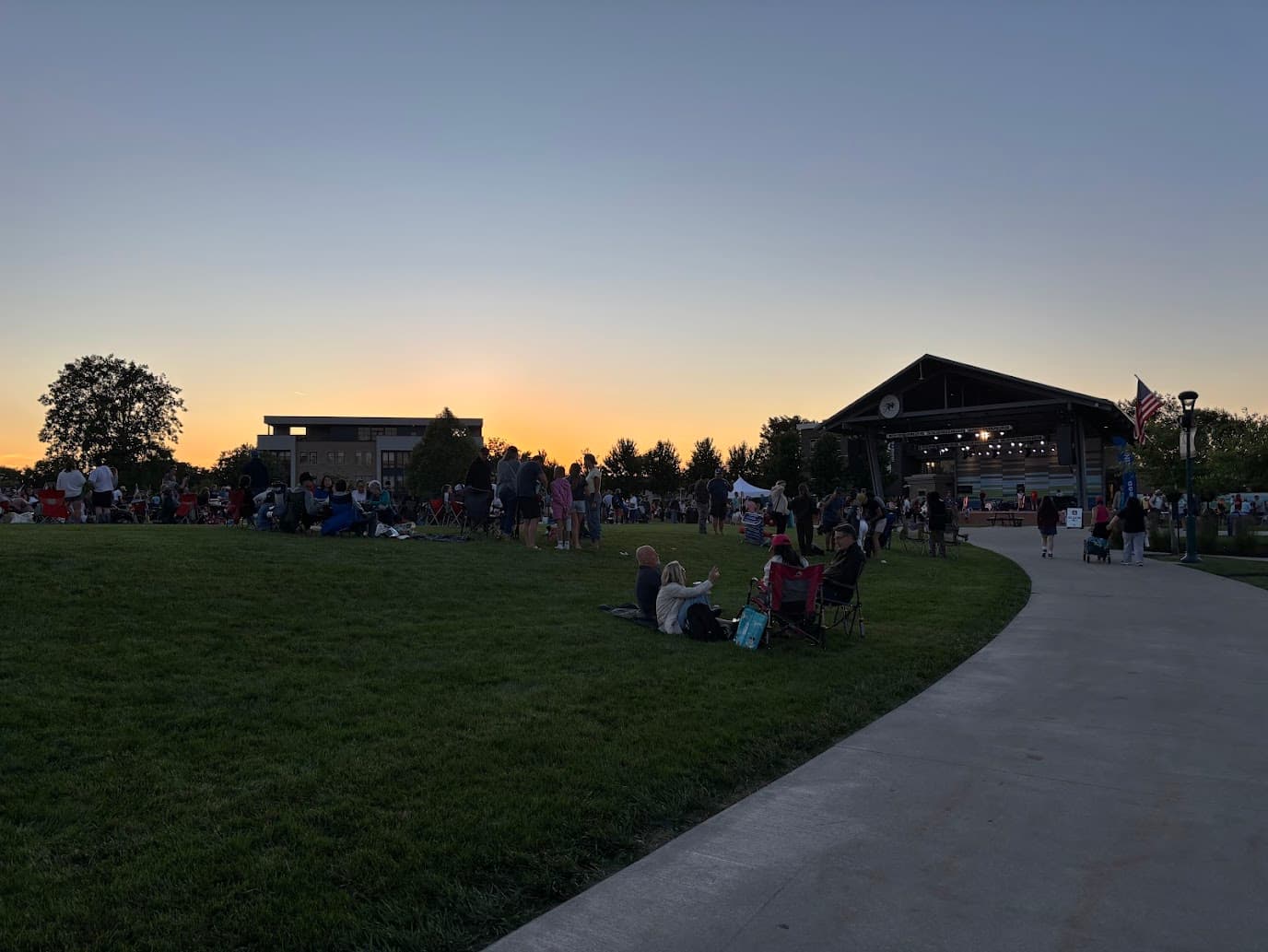 Free Summer Concerts in Hamilton County, Indiana: Venues & Tips